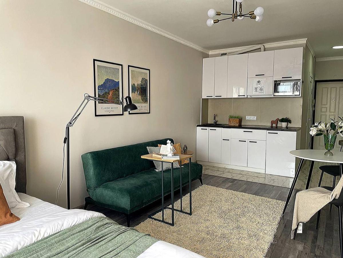 Apartment студия тайный сад с шикарным видом на горы Almaty